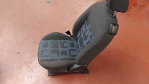 Used Seat, left Ford Fiesta 5 (JD/JH) 1.3 Price on request offered by N Kossen Autorecycling BV