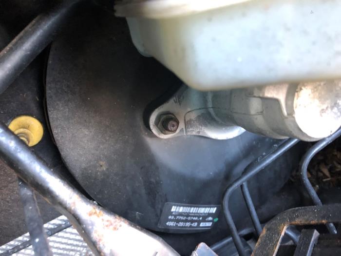 Usagé Servo frein Ford Fiesta 5 (JD/JH) 1.3 Prix sur demande proposé par N Kossen Autorecycling BV