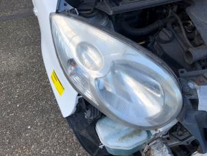 Used Headlight, right Citroen C1 1.0 12V Price on request offered by N Kossen Autorecycling BV