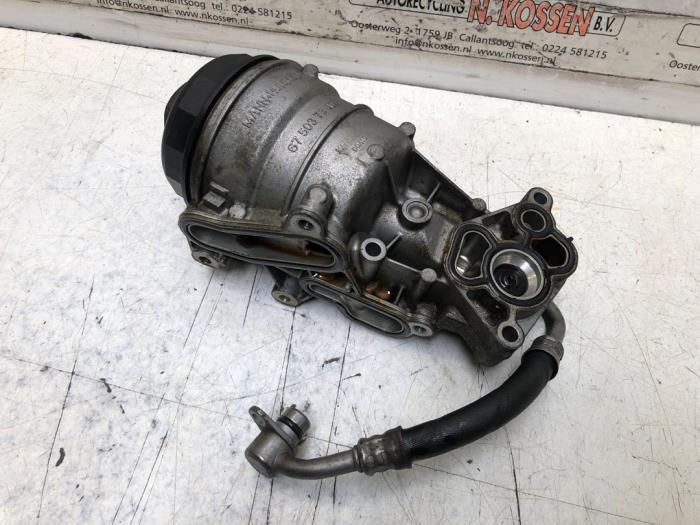 Gebrauchte Ölfiltergehäuse Landrover Freelander II 3.2 l6 24V Preis auf Anfrage angeboten von N Kossen Autorecycling BV