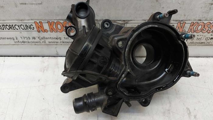 Begagnade Vattenpump Opel Vivaro Pris på förfrågan erbjuds av N Kossen Autorecycling BV
