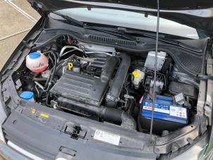 Usagé Boîte de vitesse Volkswagen Polo V (6R) 1.2 TSI 16V BlueMotion Technology Prix sur demande proposé par N Kossen Autorecycling BV