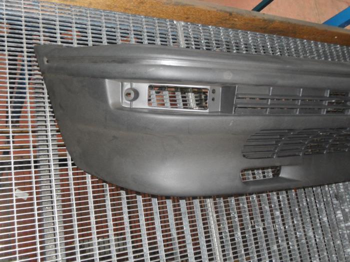 Front bumper from a Toyota Corolla 1987