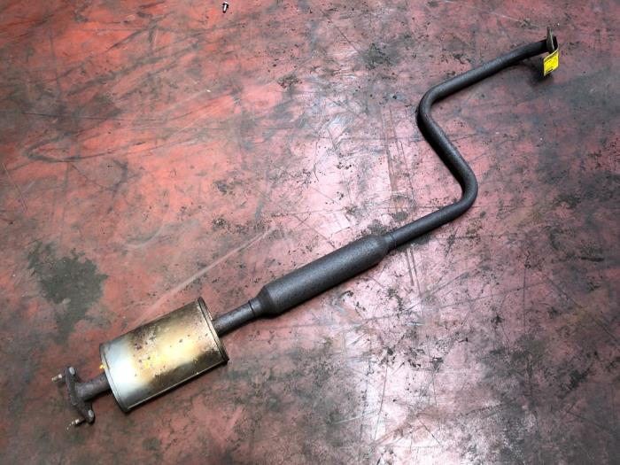 Gebrauchte Auspuff Mitteldämpfer Nissan Micra (K11) 1.4 16V Preis auf Anfrage angeboten von N Kossen Autorecycling BV