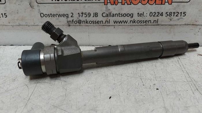 Usagé Injecteurs Mercedes Vito (639.7) 2.2 115 CDI 16V Prix sur demande proposé par N Kossen Autorecycling BV