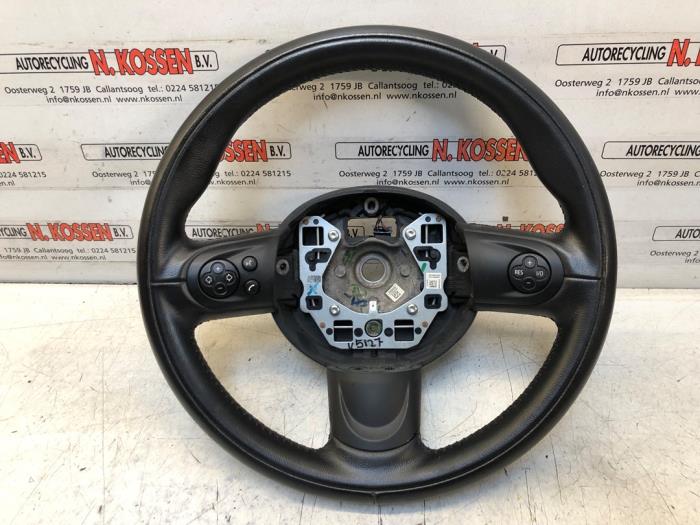 Begagnade Ratt Mini Mini (R56) 1.6 16V Cooper S Pris på förfrågan erbjuds av N Kossen Autorecycling BV