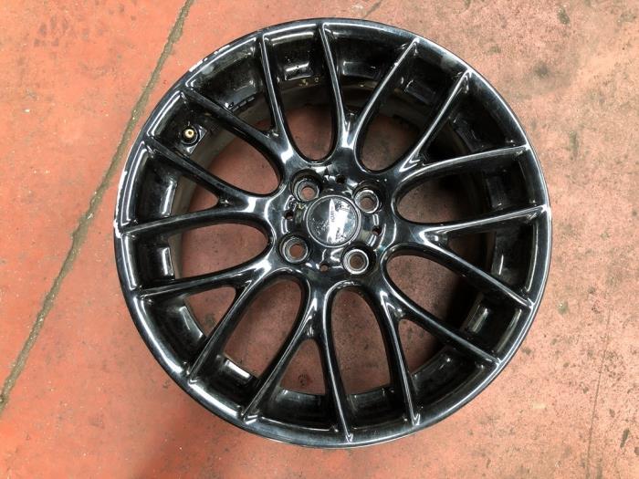 Używane Obrecz Mini Mini (R56) 1.6 16V Cooper S Cena na żądanie oferowane przez N Kossen Autorecycling BV