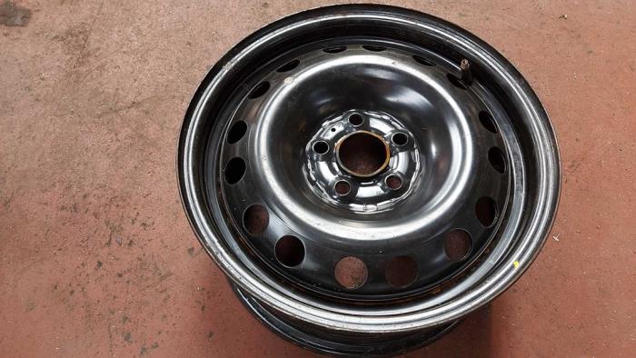 Używane Obrecz Rover 75 2.0 V6 24V Classic Cena na żądanie oferowane przez N Kossen Autorecycling BV