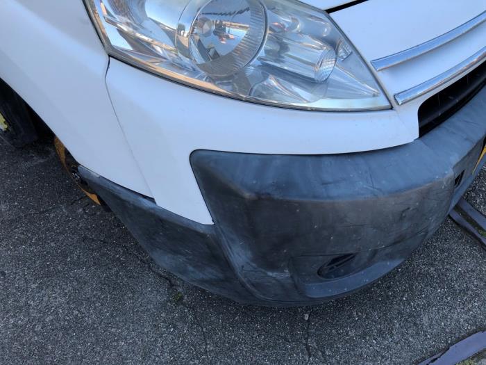 Używane Krawedz reflektora prawa Citroen Jumpy (G9) 2.0 HDI 120 16V Cena na żądanie oferowane przez N Kossen Autorecycling BV