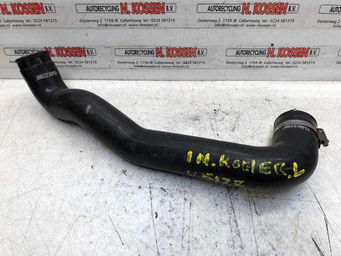 Gebrauchte Intercooler Schlauch Mini Mini (R56) 1.6 16V Cooper S Preis auf Anfrage angeboten von N Kossen Autorecycling BV