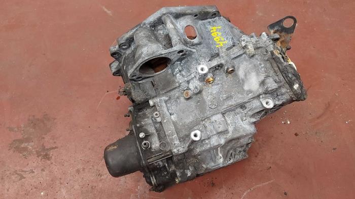 Gearbox casing Volkswagen Caddy IV 1.6 TDI 16V - OCG301103B RCX