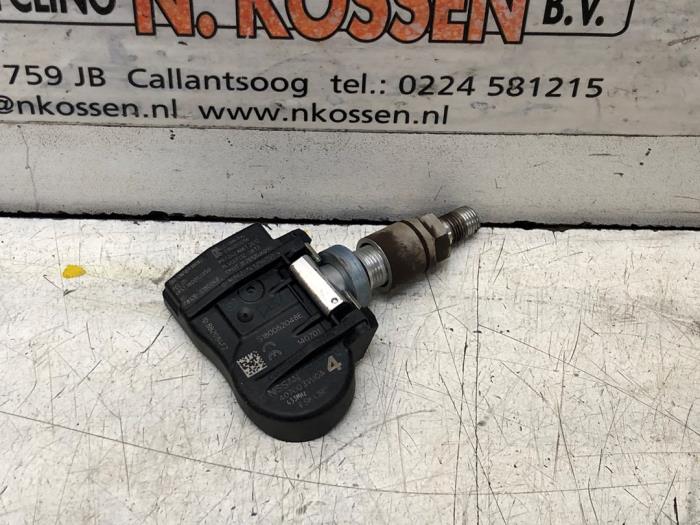 Begagnade Däcktryckssensor Nissan Qashqai (J11) 1.2 DIG-T 16V Pris på förfrågan erbjuds av N Kossen Autorecycling BV