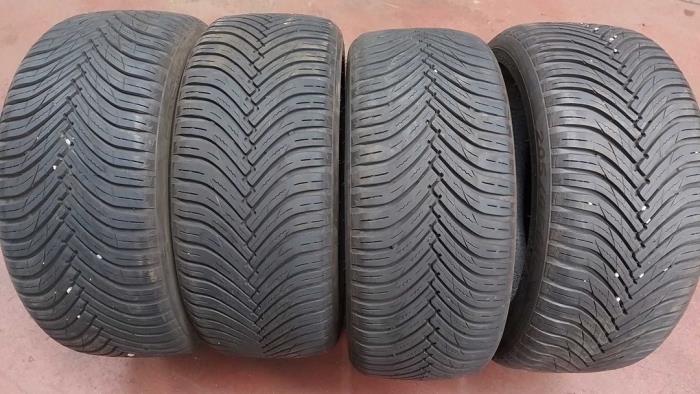 Używane Opona zimowa Cena na żądanie oferowane przez N Kossen Autorecycling BV