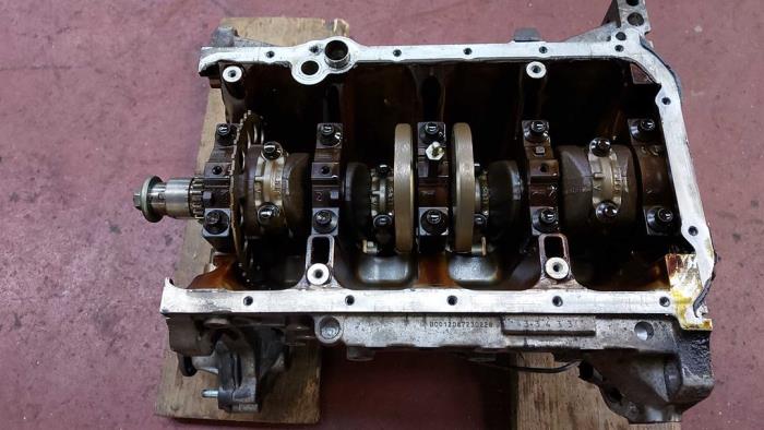 Używane Wal korbowy Suzuki Splash 1.2 16V Cena na żądanie oferowane przez N Kossen Autorecycling BV