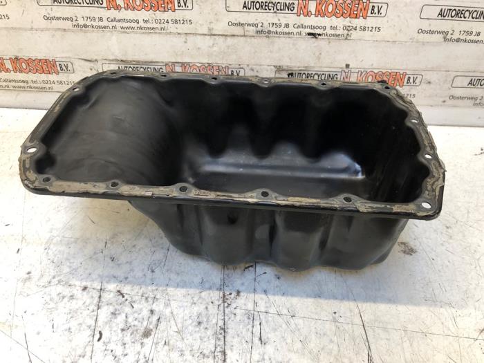 Usagé Couvercle carter Mini Mini (R56) 1.6 16V Cooper S Prix sur demande proposé par N Kossen Autorecycling BV