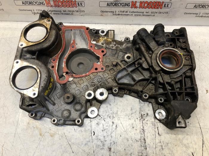 Usagé Couvercle de distribution Opel Corsa D 1.4 16V Twinport Prix sur demande proposé par N Kossen Autorecycling BV
