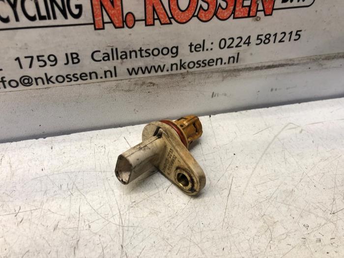Begagnade Kamaxelsensor Opel Corsa D 1.4 16V Twinport Pris på förfrågan erbjuds av N Kossen Autorecycling BV