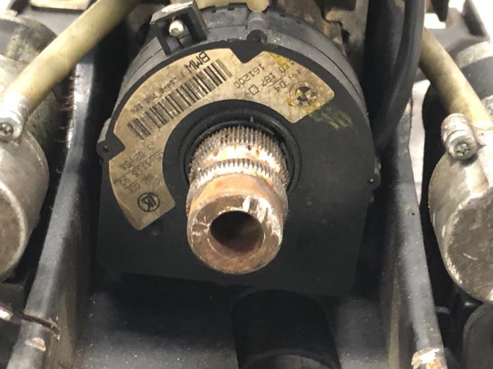 Gebrauchte Lenkwinkelsensor BMW X5 (E53) 4.4 V8 32V Preis auf Anfrage angeboten von N Kossen Autorecycling BV