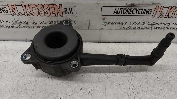 Begagnade Trycklager Audi TT Pris på förfrågan erbjuds av N Kossen Autorecycling BV