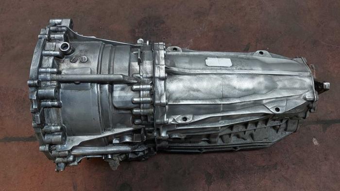 Gebrauchte Getriebe Mercedes C (W206) C-300 e 2.0 Turbo Preis auf Anfrage angeboten von N Kossen Autorecycling BV