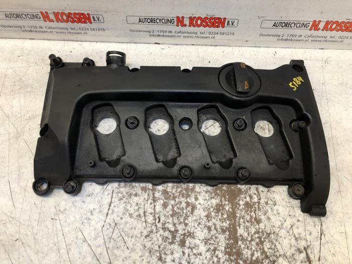 Usagé Couvercle soupapes Audi A4 Avant (B7) 2.0 20V Prix sur demande proposé par N Kossen Autorecycling BV