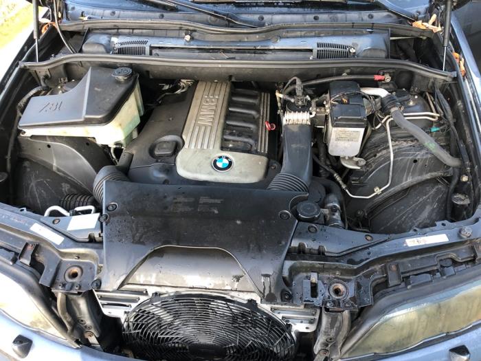 Motor BMW X5 (E53), 2000 / 2006 3.0d 24V, SUV, Diesel, 2.926cc, 135kW (184pk), 4x4, M57D30; 306D1, 2001-04 / 2003-09, FA71; FA72 (Gebraucht)