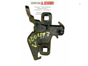 Used Bonnet lock mechanism Ford Usa Explorer (UN46) 4.0 V6 4x2 Price on request offered by N Kossen Autorecycling BV
