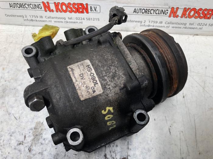 Usagé Pompe clim Honda CR-V (RD1/3) 2.0i 16V VTEC Prix sur demande proposé par N Kossen Autorecycling BV