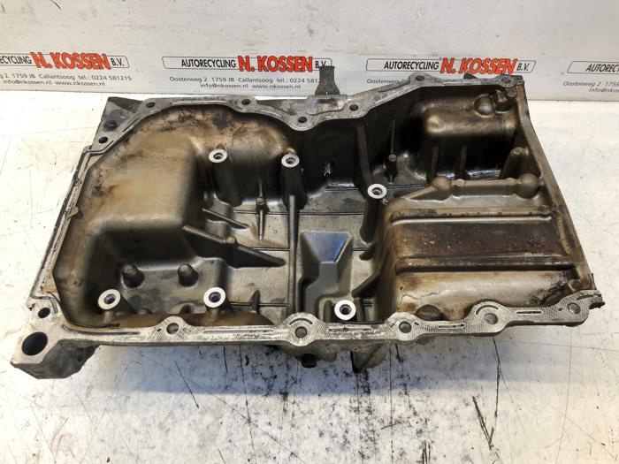 Usagé Couvercle carter Ford Focus C-Max 1.8 16V Prix sur demande proposé par N Kossen Autorecycling BV