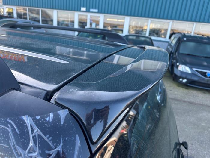 Używane Spojler dachowy Suzuki New Ignis (MH) 1.3 16V Cena na żądanie oferowane przez N Kossen Autorecycling BV