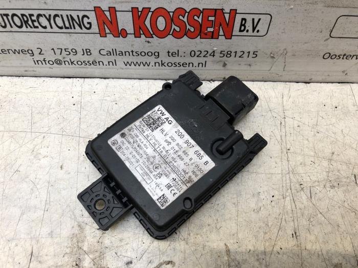 Begagnade Dödvinkelsensor Volkswagen T-Cross 1.0 TSI 110 12V Pris på förfrågan erbjuds av N Kossen Autorecycling BV