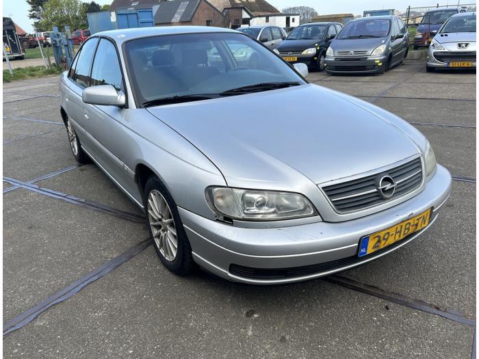 Usagé Culasse Opel Omega B (25/26/27) 2.2 16V Prix sur demande proposé par N Kossen Autorecycling BV