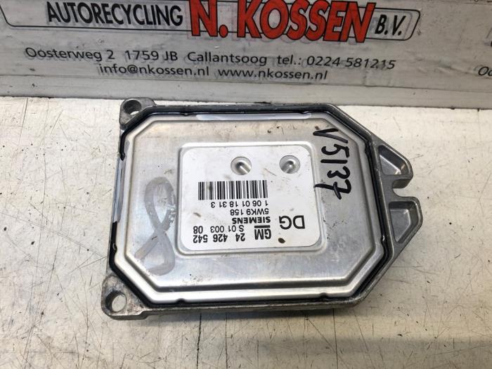 Used Engine management computer Opel Omega B (25/26/27) 2.2 16V Price on request offered by N Kossen Autorecycling BV