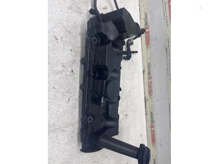 Gebrauchte Ventildeckel MAN TGE 2.0 TDI Preis auf Anfrage angeboten von N Kossen Autorecycling BV