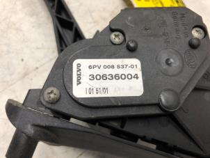 Gaspedalposition Sensor van een Volvo V70 (SW) 2.4 20V 140 2002