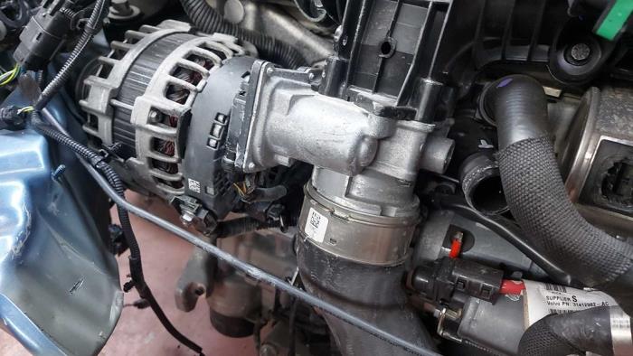 Gebrauchte Drosselklappengehäuse Volvo V40 Preis auf Anfrage angeboten von N Kossen Autorecycling BV
