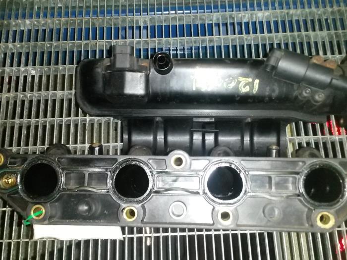 Intake manifold Rover 45 1.6 16V - LKB106330 16K4F