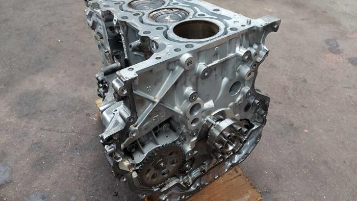 Usagé Vilebrequin Mercedes C (W206) C-300 e 2.0 Turbo Prix sur demande proposé par N Kossen Autorecycling BV