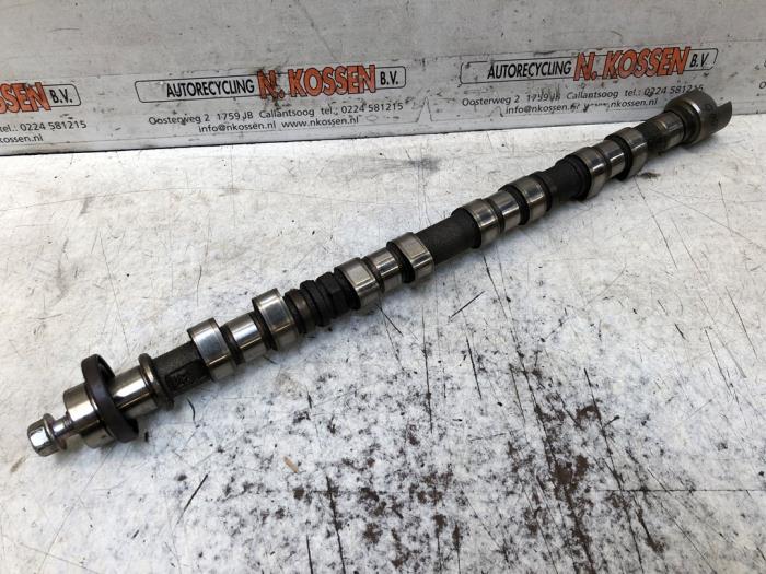 Usagé Arbre à cames Hyundai Santafe Prix sur demande proposé par N Kossen Autorecycling BV