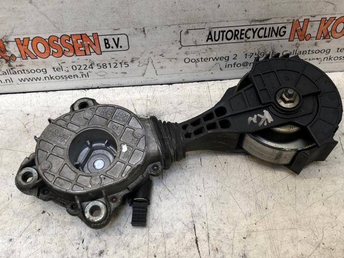 Usados Rodillo tensor correa múltiple Peugeot 207 SW (WE/WU) 1.6 16V Precio de solicitud ofrecido por N Kossen Autorecycling BV