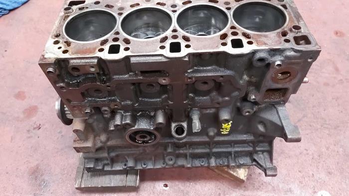 Used Engine crankcase Citroen Jumper (23) 2.5 TDI 12V Price on request offered by N Kossen Autorecycling BV