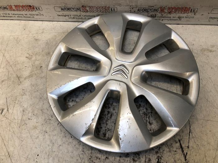 Używane Kolpak Citroen C1 1.0 Vti 68 12V Cena na żądanie oferowane przez N Kossen Autorecycling BV