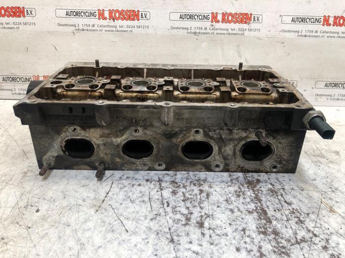 Usagé Culasse Volkswagen Polo Prix sur demande proposé par N Kossen Autorecycling BV