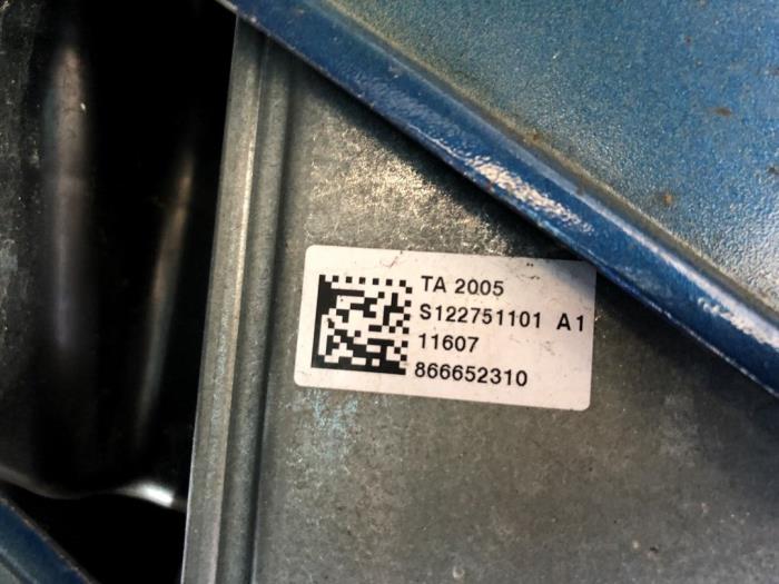 Used Automatic gearbox computer Renault Megane II CC (EM) 2.0 16V Price on request offered by N Kossen Autorecycling BV