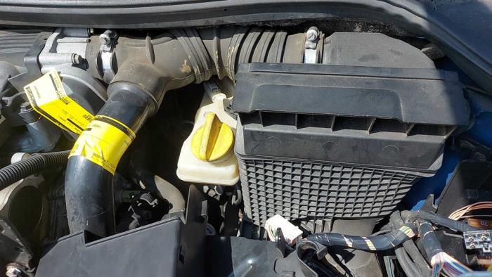 Gebrauchte Luftfiltergehäuse Renault Megane II CC (EM) 2.0 16V Preis auf Anfrage angeboten von N Kossen Autorecycling BV