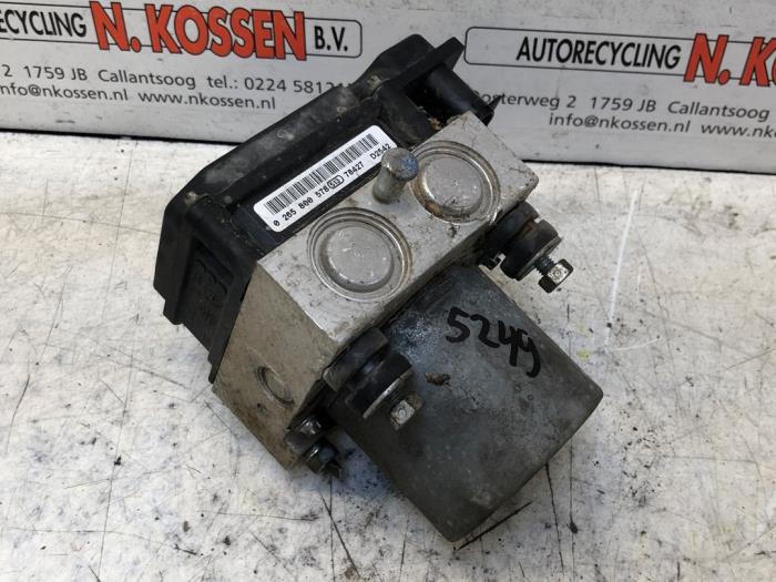 Usagé Pompe ABS Isuzu D-Max 3.0 D 4x4 Prix sur demande proposé par N Kossen Autorecycling BV