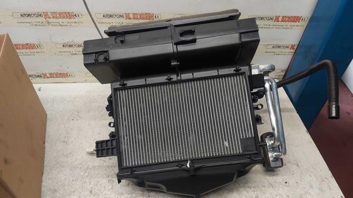Gebrauchte Klima Kondensor Iveco New Daily VI Preis auf Anfrage angeboten von N Kossen Autorecycling BV