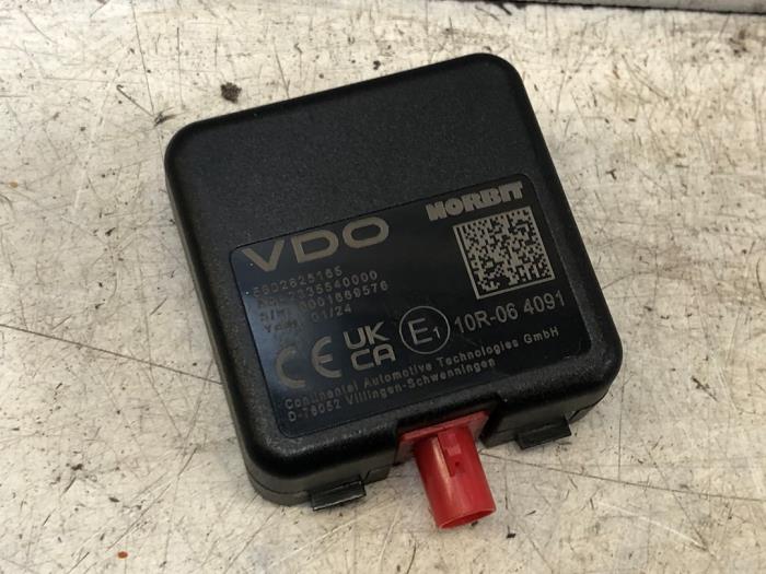 Używane Antena Iveco New Daily VI Cena na żądanie oferowane przez N Kossen Autorecycling BV
