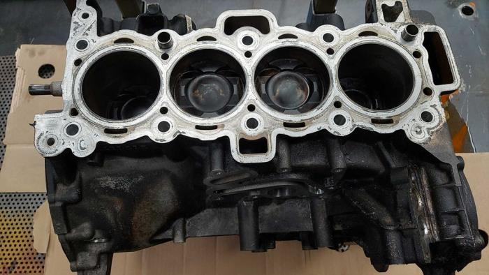 Used Engine crankcase Landrover Defender Price on request offered by N Kossen Autorecycling BV