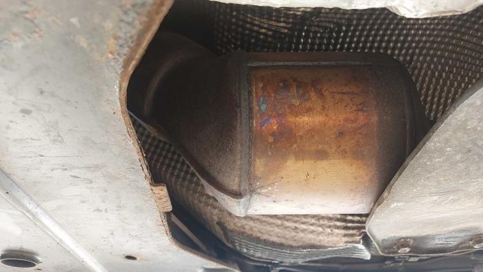 Gebrauchte Katalysator Renault Megane II CC (EM) 2.0 16V Preis auf Anfrage angeboten von N Kossen Autorecycling BV